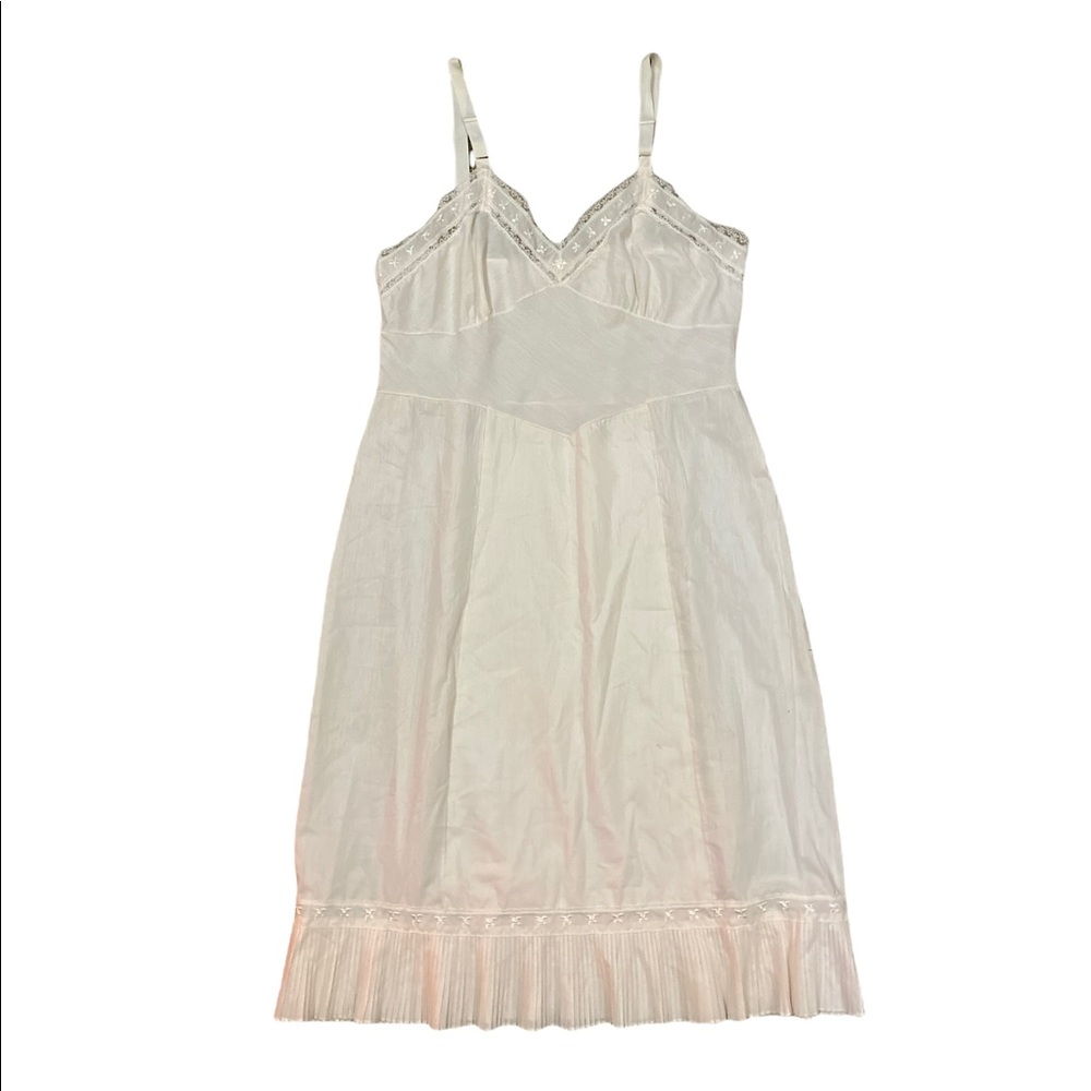 Women Vintage Full Slip Size 38 with lace